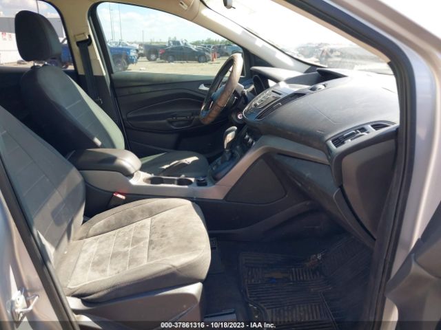 1FMCU0GX2EUC45012 Ford ESCAPE SE