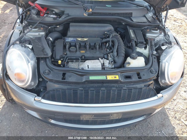 2010 MINI COOPER HARDTOP WMWMF7C51ATZ73997 Photo 9