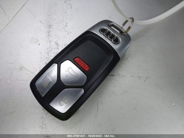 WA1AHAF75KD041429 Audi Q7 45 Premium