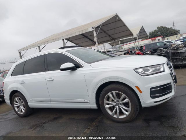 WA1AHAF75KD041429 Audi Q7 45 Premium
