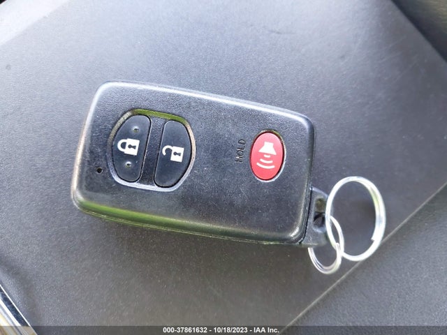 Toyota Prius Four 2015 JTDKN3DU8F0461528 Image 11