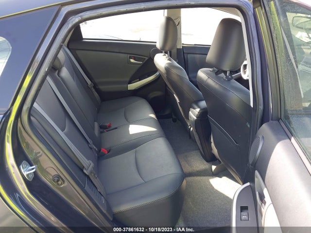 Toyota Prius Four 2015 JTDKN3DU8F0461528 Image 8