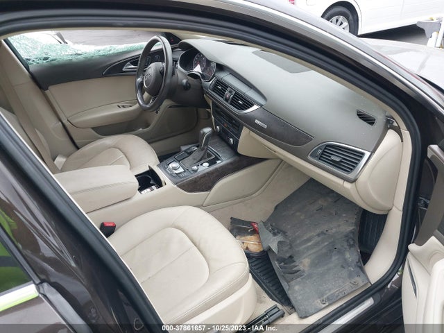 WAUG8AFC1HN039982 Audi A6 Premium Plus