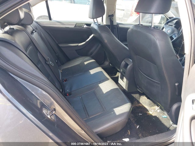 2014 VOLKSWAGEN JETTA 2.0L TDI VIN: 3VWLL7AJXEM403909