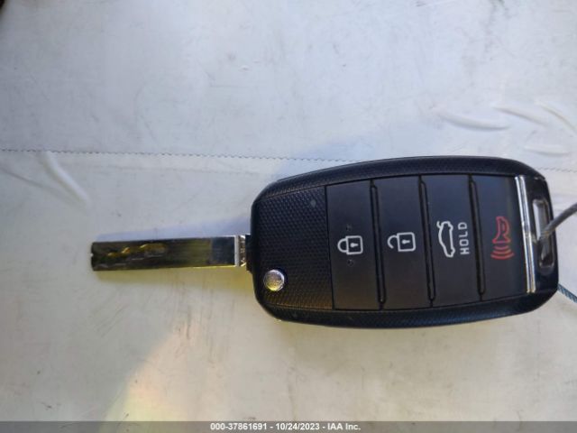 5XXGT4L34KG364958 KIA Optima Lx