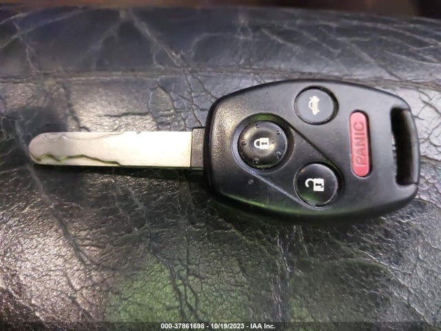 2008 HONDA ACCORD SDN EX-L VIN: JHMCP26828C024939