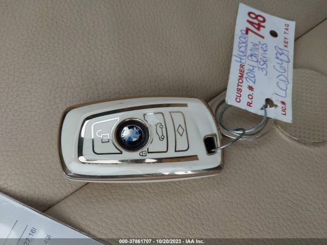 BMW 3 Series 320i Xdrive 2014 WBA3C3C59EF986594 Image 11