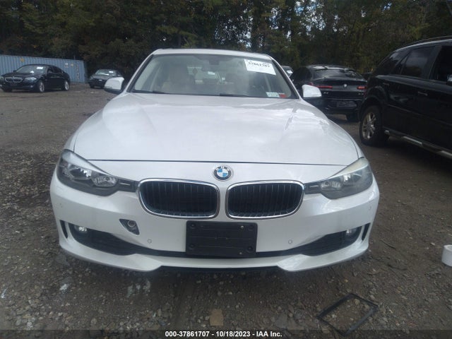 BMW 3 Series 320i Xdrive 2014 WBA3C3C59EF986594 Image 12