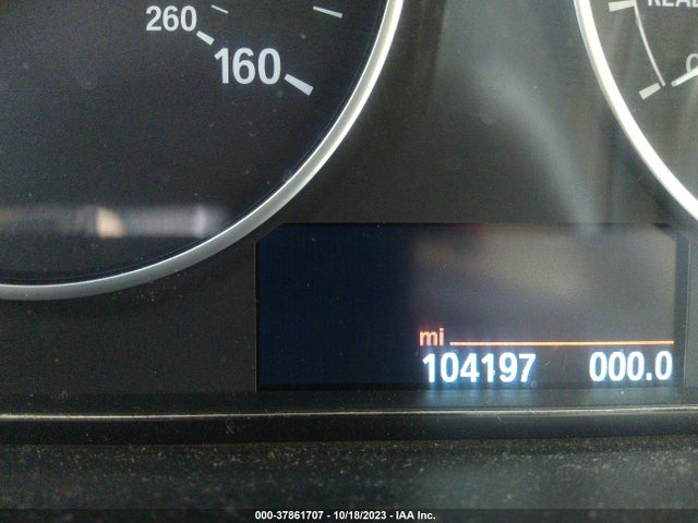 BMW 3 Series 320i Xdrive 2014 WBA3C3C59EF986594 Image 15