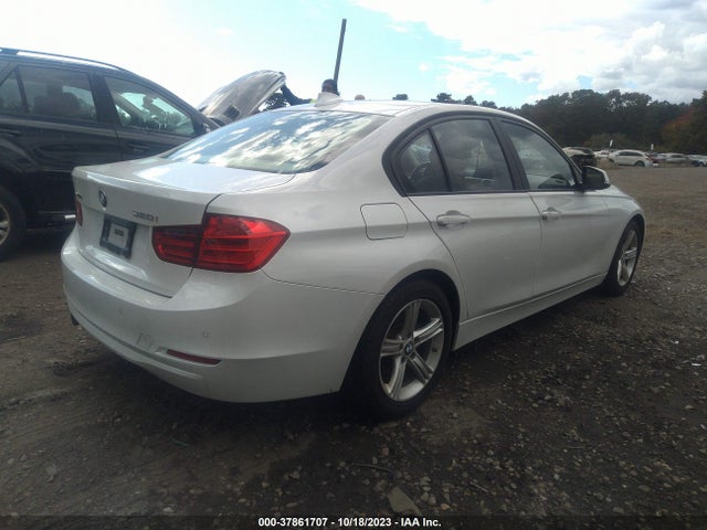 BMW 3 Series 320i Xdrive 2014 WBA3C3C59EF986594 Image 4
