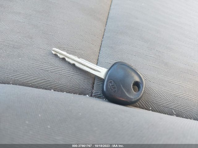 KNAFK4A68F5261674 KIA FORTE LX