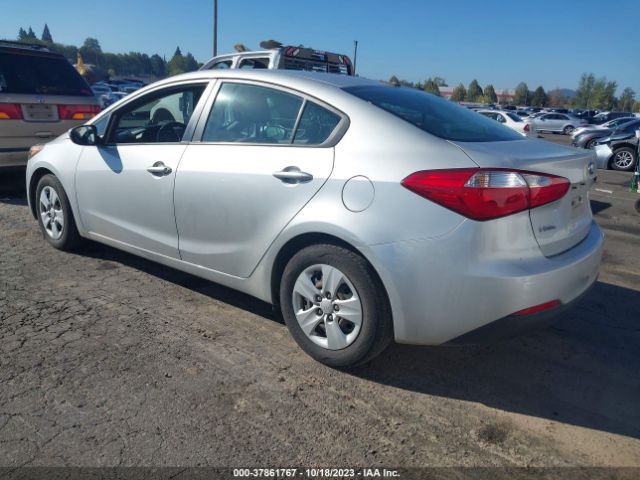 KNAFK4A68F5261674 KIA FORTE LX