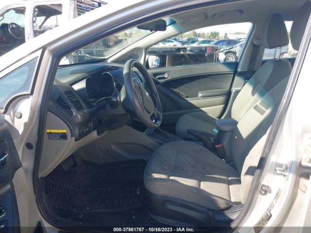 KNAFK4A68F5261674 KIA FORTE LX