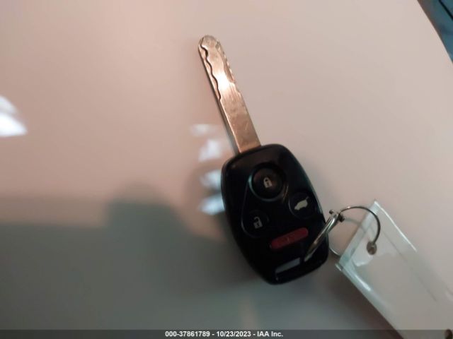 5FNYF4H29EB056476 Honda PILOT LX
