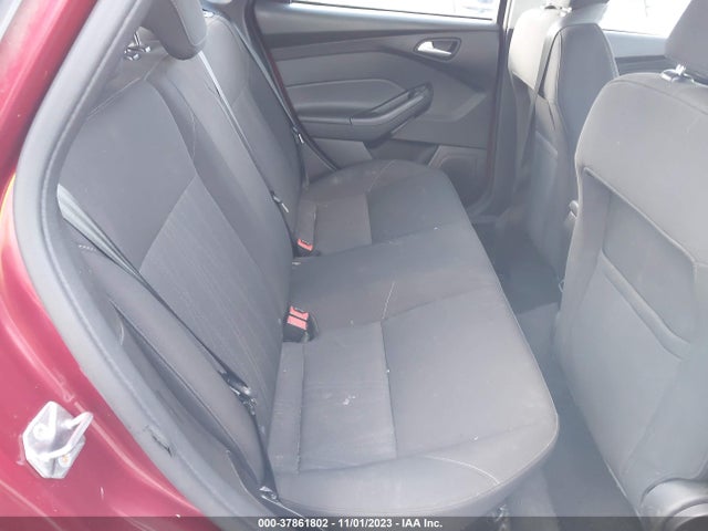 Ford FOCUS SE 2016 1FADP3F2XGL368546 Image 8