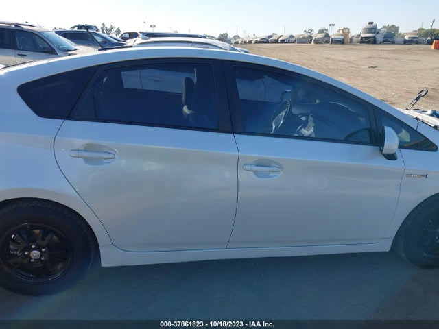 Toyota Prius Four/five/three/one/two 2014 JTDKN3DU6E1765434 Image 13