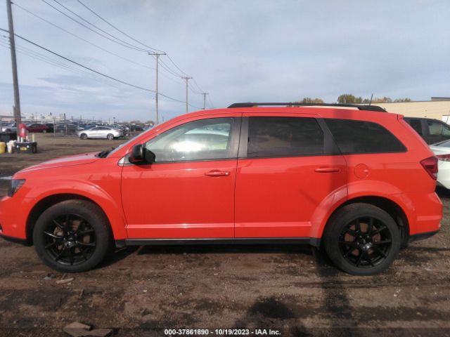 3C4PDDBG5KT811089 Dodge JOURNEY SE