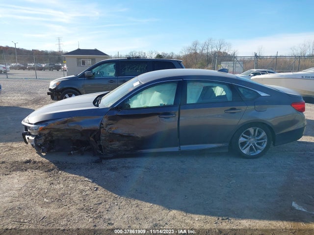 Honda ACCORD LX 2018 1HGCV1F19JA006428 Image 15