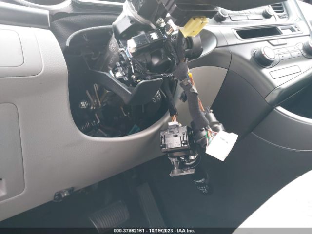 KNAGM4A70F5594409 KIA Optima Lx