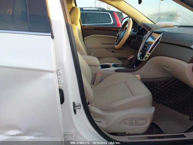 2015 CADILLAC SRX LUXURY COLLECTION VIN: 3GYFNBE31FS582180