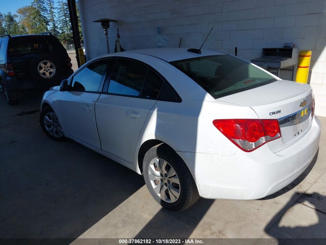 Chevrolet Cruze Limited Ls 2016 1G1PC5SG9G7216341 Image 3
