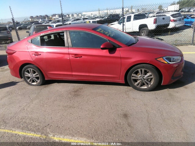 2018 HYUNDAI ELANTRA SEL VIN: 5NPD84LF7JH288380