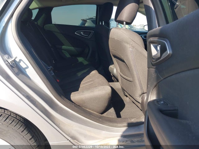 Chrysler 200 Limited 2015 1C3CCCAB1FN698964 Image 8