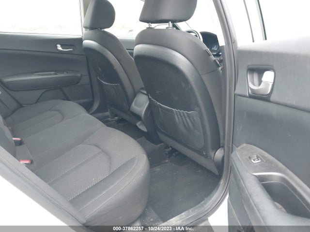 2016 KIA OPTIMA LX VIN: KNAGT4L39G5077415