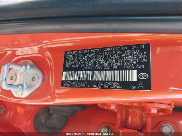 2013 TOYOTA PRIUS C JTDKDTB38D1042499 Photo 8