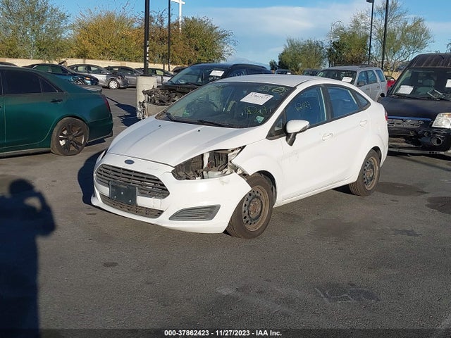 Ford FIESTA SE 2015 3FADP4BE7FM149465 Image 2