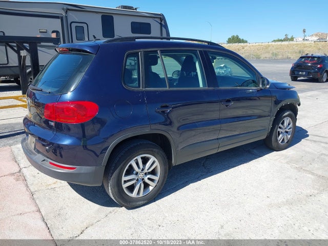 WVGAV7AX7GW612158 Volkswagen TIGUAN S