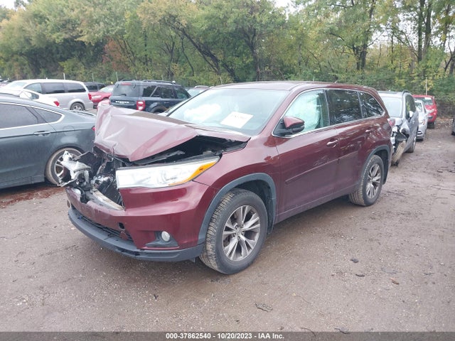 Toyota Highlander Le 2015 5TDBKRFH3FS183176 Image 2