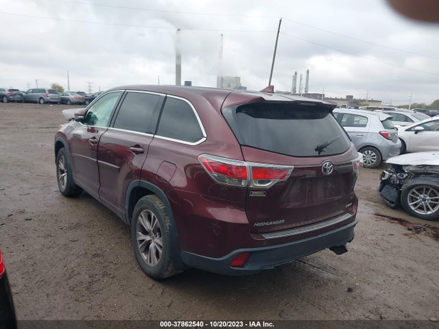 Toyota Highlander Le 2015 5TDBKRFH3FS183176 Image 3