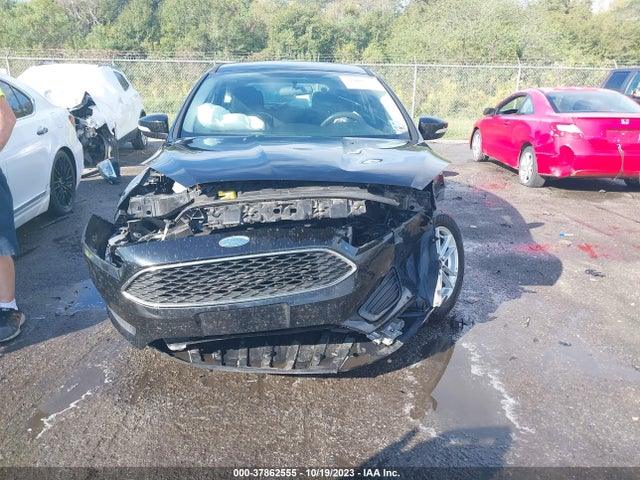 Ford FOCUS SE 2017 1FADP3K23HL227857 Image 12