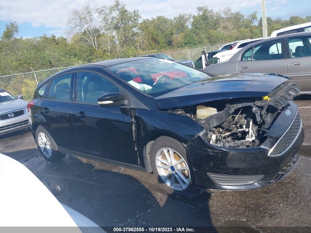 Ford FOCUS SE 2017 1FADP3K23HL227857 Image 13