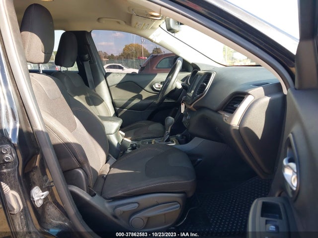 2016 JEEP CHEROKEE LATITUDE VIN: 1C4PJMCS8GW262369