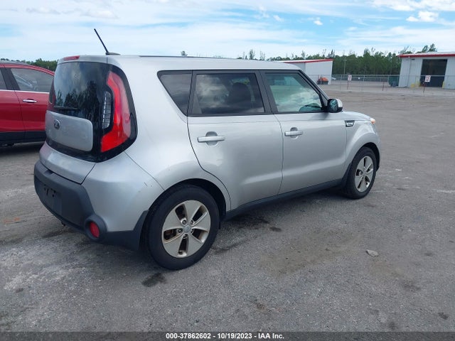 KIA Soul Base 2016 KNDJN2A22G7851042 Image 4