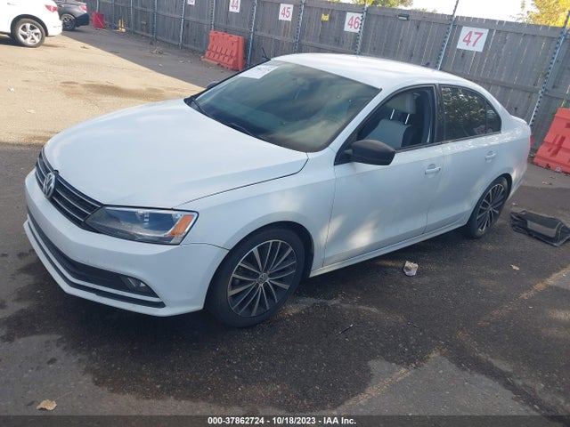 3VWD17AJ3GM412660 Volkswagen Jetta Sedan 1.8t Sport