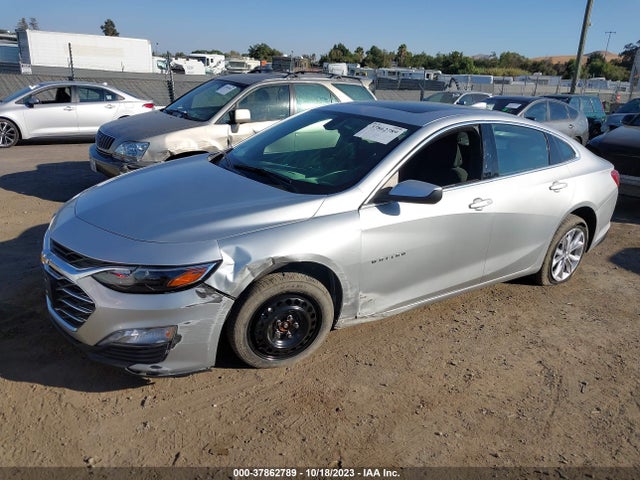 Chevrolet MALIBU LT 2020 1G1ZD5ST2LF122336 Image 2