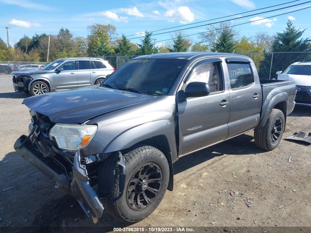 Toyota Tacoma Prerunner 2015 5TFJU4GN2FX087613 Image 2