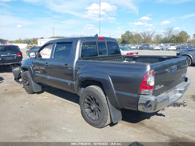 Toyota Tacoma Prerunner 2015 5TFJU4GN2FX087613 Image 3