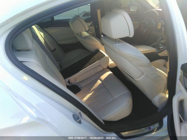 WBAJB9C57JB287303 BMW 5 Series M550i Xdrive