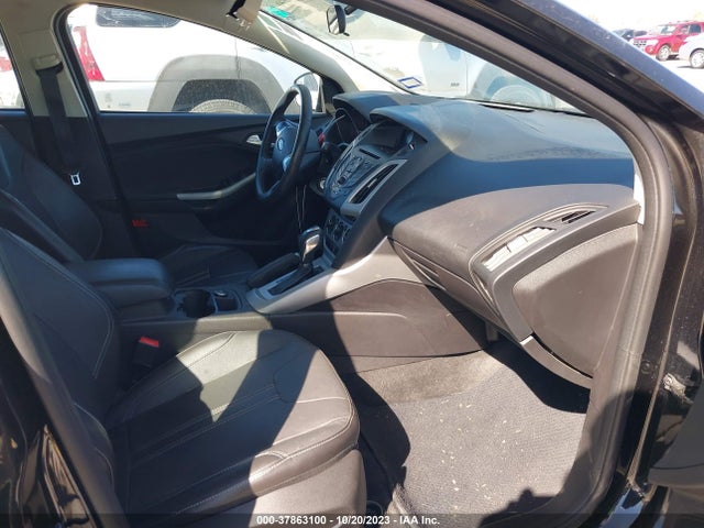 Ford FOCUS SE 2014 1FADP3K24EL381179 Image 5