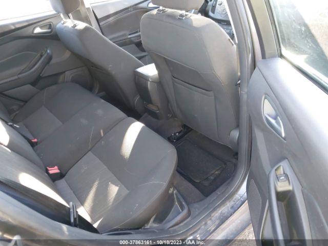 1FADP3K21FL256979 Ford FOCUS SE