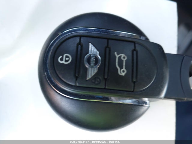 2017 MINI CONVERTIBLE WMWWG5C33H3C99616 Photo 10