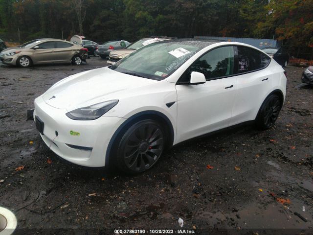 7SAYGDEF8NF374192 Tesla Model Y Performance