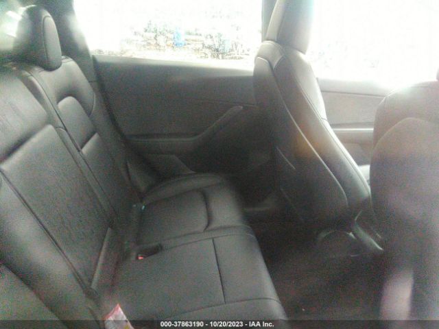 7SAYGDEF8NF374192 Tesla Model Y Performance