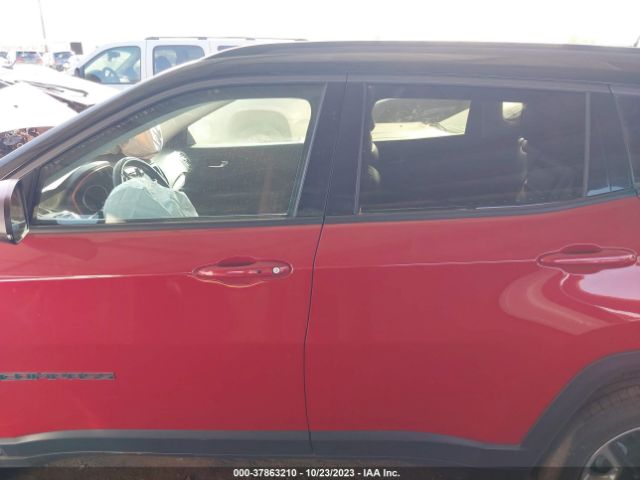 3C4NJDDB6JT206336 Jeep Compass Trailhawk