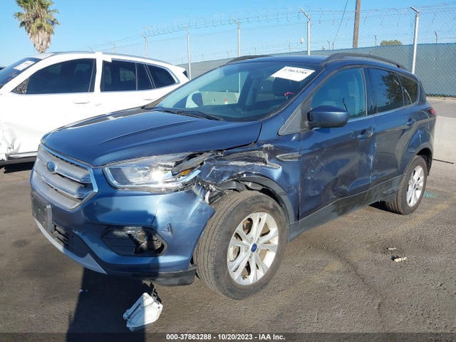 Ford ESCAPE SE 2018 1FMCU0GD1JUB15853 Image 2