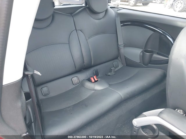 2010 MINI COOPER CLUBMAN WMWMM3C59ATZ32869 Photo 7